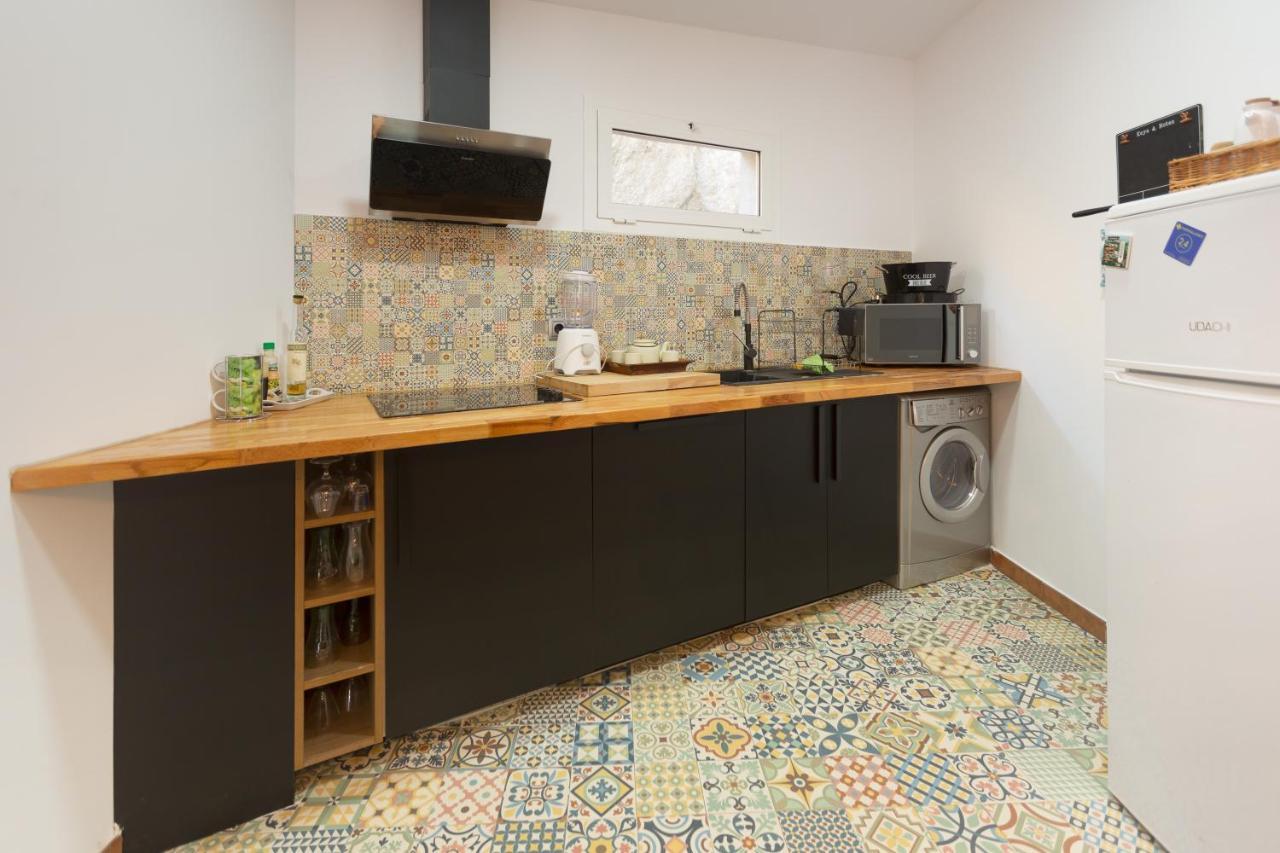 Detached Villa For 6 People In Lloret De Mar With Comunal Outdoor Swimming Pool Puigventos Bagian luar foto