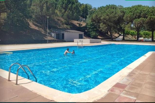 Detached Villa For 6 People In Lloret De Mar With Comunal Outdoor Swimming Pool Puigventos Bagian luar foto